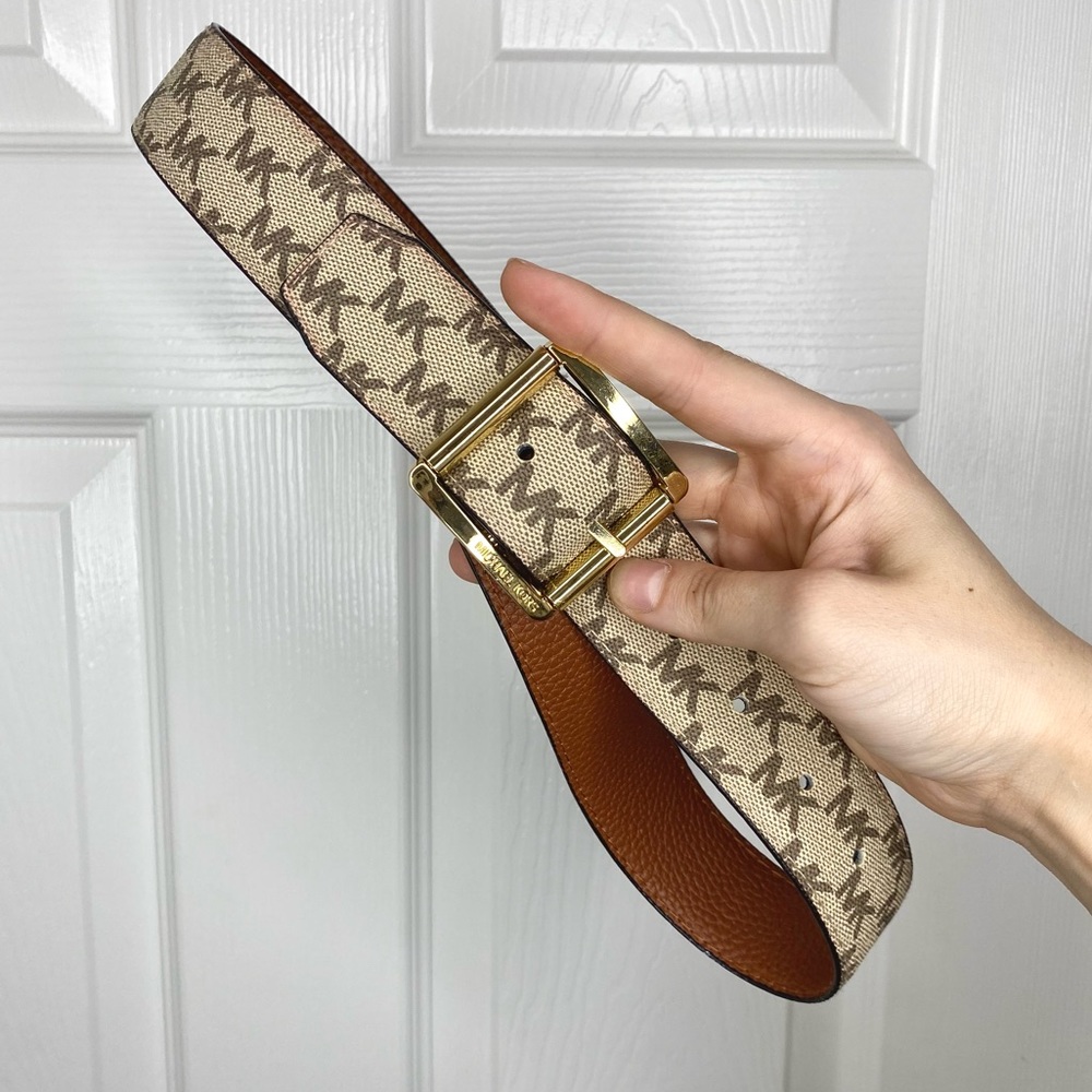 Michael Kors Reversible Logo MK Tan Brown Leather Belt Gold Size Small NWOT - Picture 9 of 15